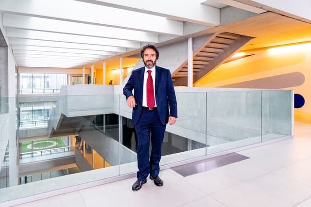 Formare leader nell’era dell’IA: la Bocconi rilancia su ricerca e centralità delle persone