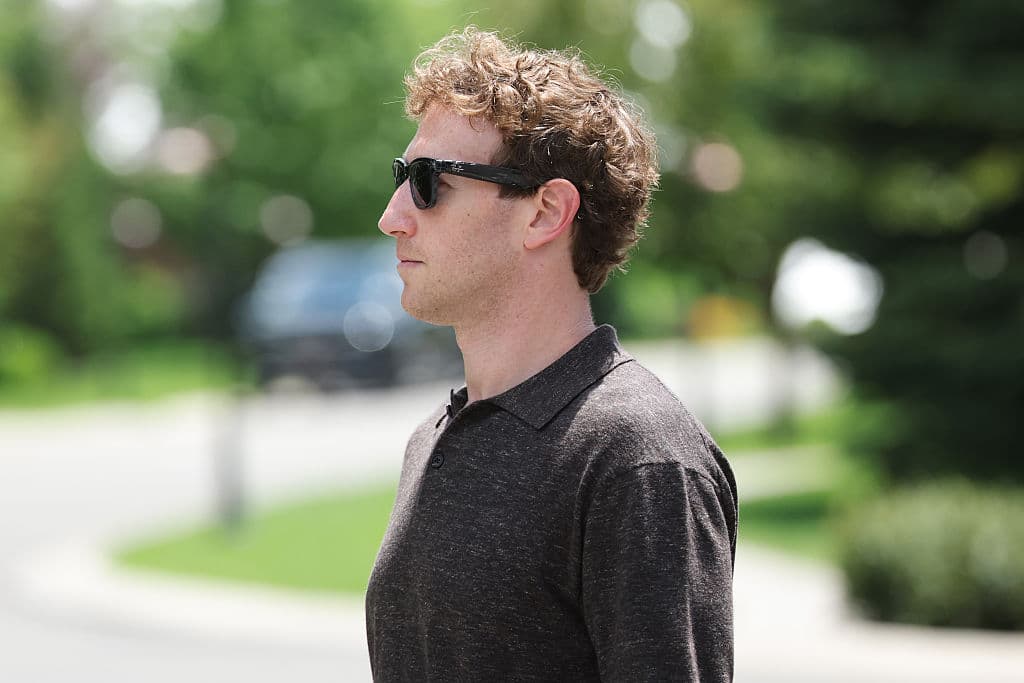Mark Zuckerberg ha perso 18 miliardi di dollari in un giorno