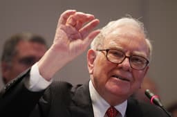 Chi sono i 25 filantropi più generosi d’America: Warren Buffett resta in testa alla classifica