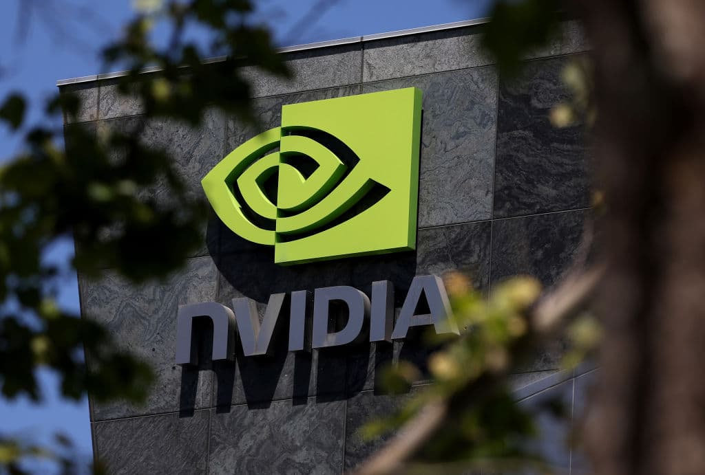 Nvidia da record: capitalizzazione di quasi 5.300 miliardi di dollari