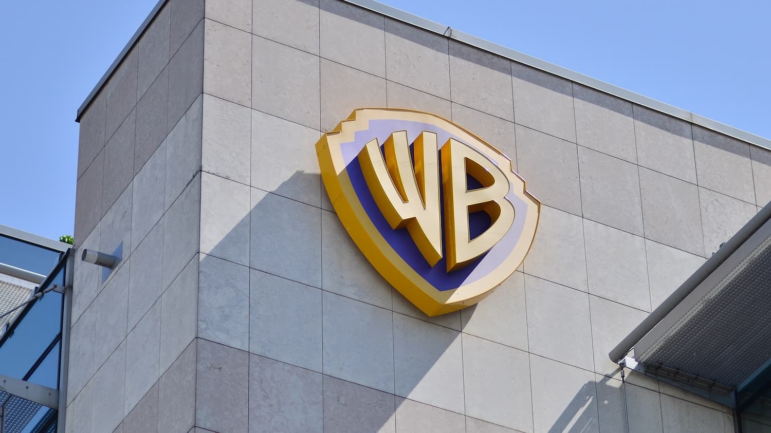 Netflix compra Warner Bros per 83 miliardi di dollari