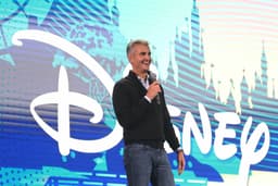 Chi è Josh D'Amaro, il nuovo ceo di Disney che prenderà il posto di Bob Iger