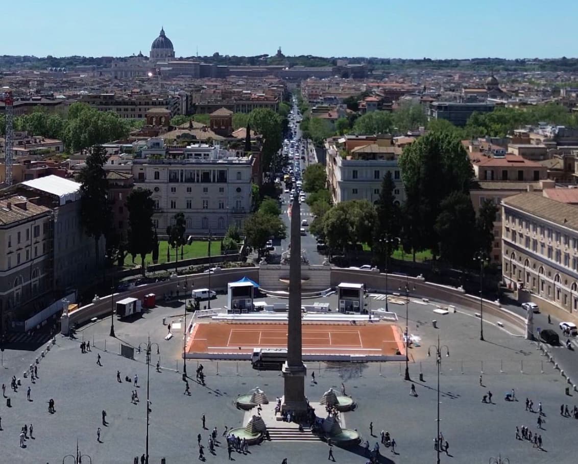 È Tennis Mania: Roma si tinge di sport, stile e nuove ritualità urbane