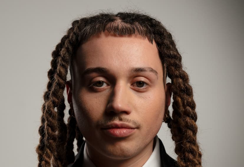 Dalle prime canzoni a 14 anni al podio di Sanremo: Sayf si racconta a Forbes